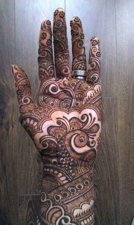 Hands Mehndi Designs for Girls and Bride