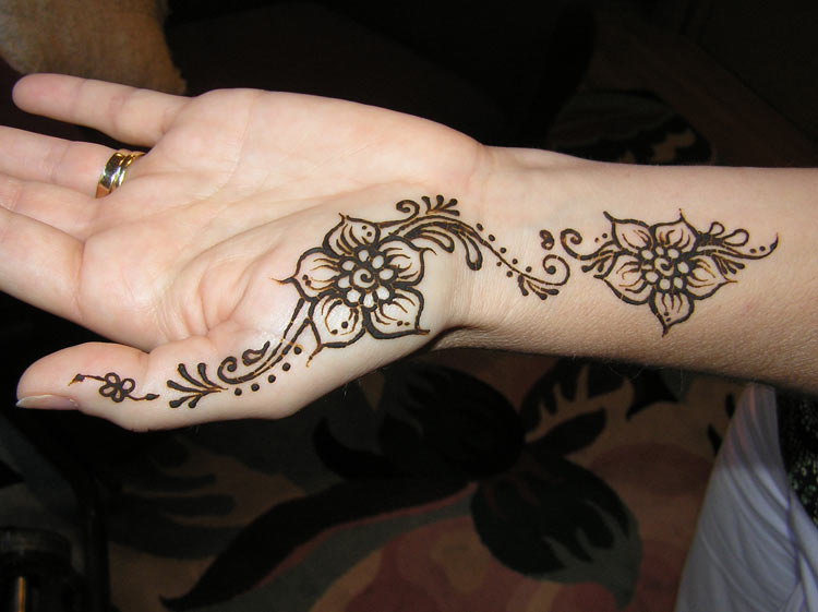 Mehndi Henna Design tattoo For Hands