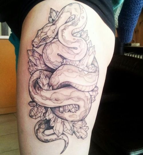 Dragon thigh tattoos for women 2015
