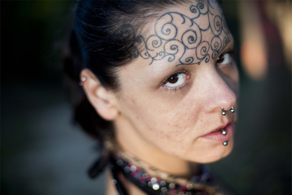 Forehead-face-tattoo