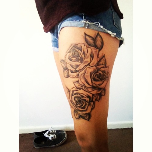 Roses thigh tattoo designs for girls 2015