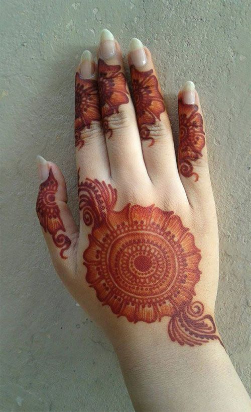 cute henna tattoos designs on hand